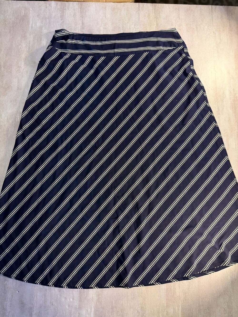 Talbots‎ Women's Navy Blue White Diagonal Striped Maxi Skirt Size 1X Plus